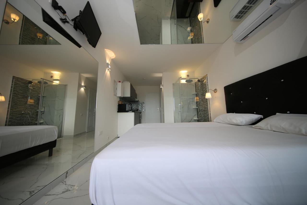 Studio Indecent Agde Exterior photo